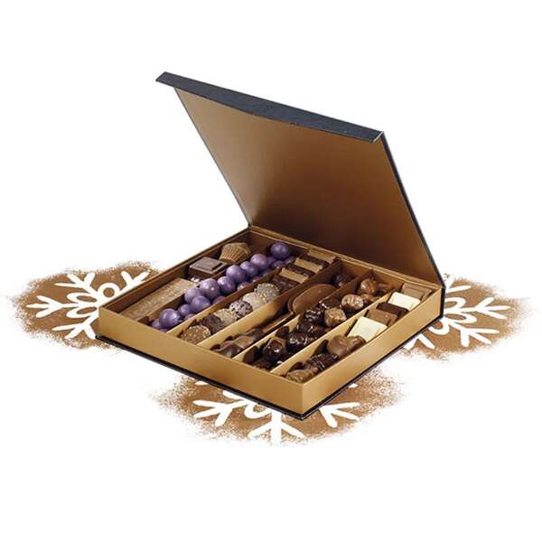 Imagen del producto Caja cuadrada de cartón para bombones, de 3-4, 6 o 7 filas.