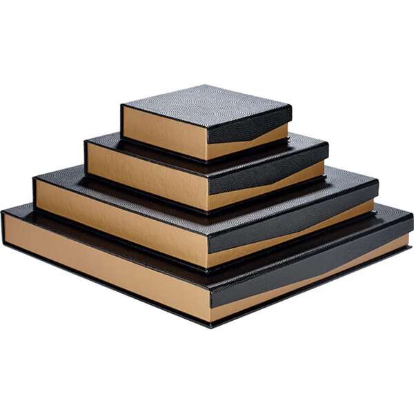 Imagen del producto Caja cuadrada de cartón para bombones, de 3-4, 6 o 7 filas.