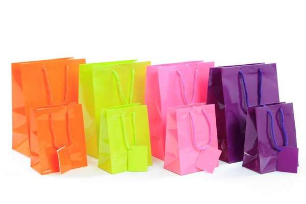 Imagen del producto Bolsas de lujo con película brillante 157 g 4 colores